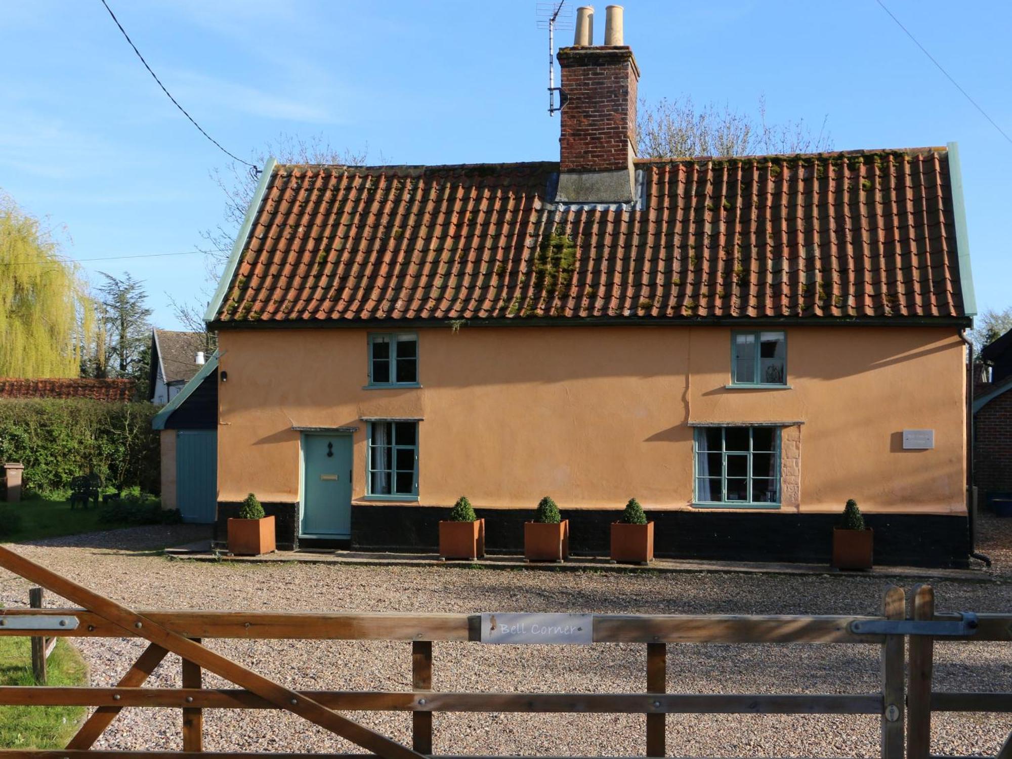 Bell Corner Cottage Cratfield Exterior photo